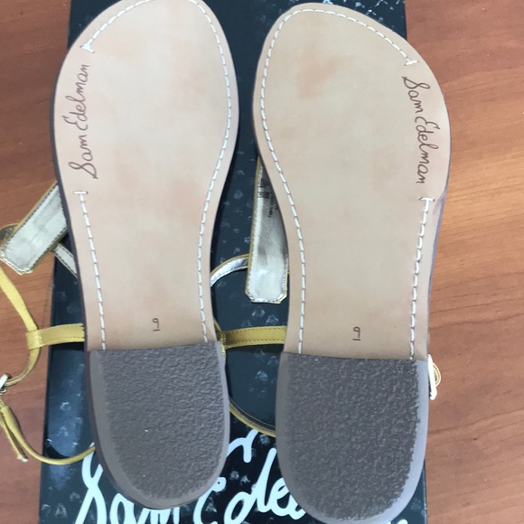 Sam Edelman - Picture 3 of 3